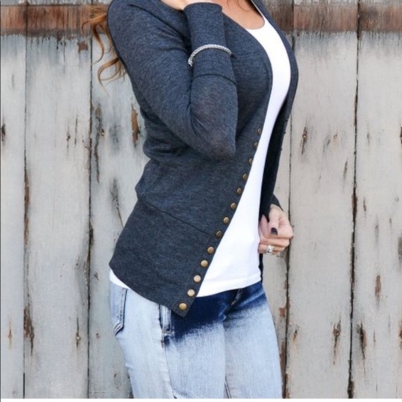 Cozy Button up Minimalist Cardigan - Picture 6 of 11